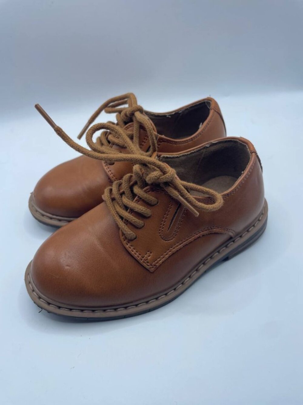 Classic Kenneth Cole Boys Brown Lace-Up Oxfords | Preppy Smart Casual Shoes